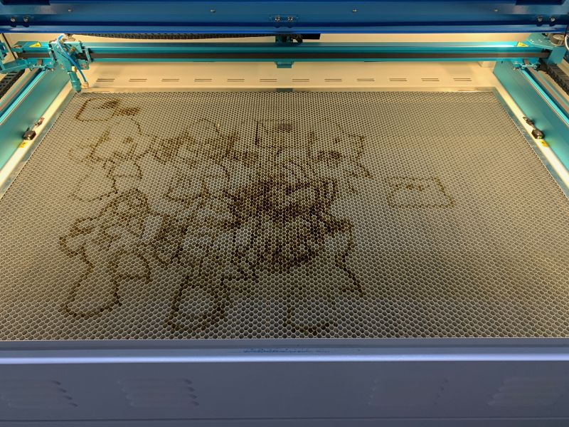 File:Thunder Laser Honeycomb Bed.jpg