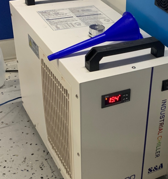 File:Thunder Laser Water Chiller.png